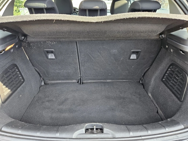 Citroen C3 1.1i-60кс= 137.000км= 4ЦИЛИНДЪРА= АВТОПИЛОТ - автомобили, коли, обяви за нови и употребявани 9