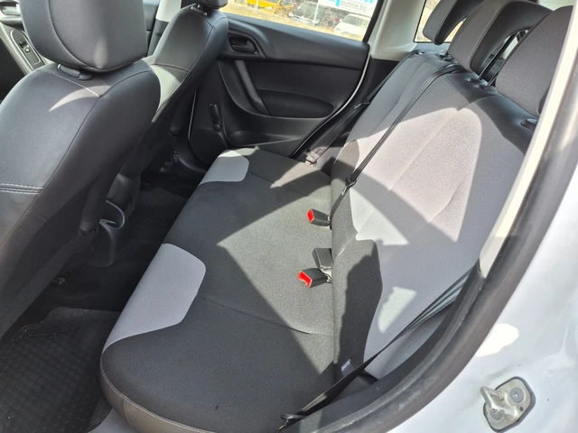 Citroen C3 1.2i - автомобили, коли, обяви за нови и употребявани 12