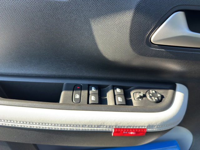 Citroen C3 MAX - автомобили, коли, обяви за нови и употребявани 7