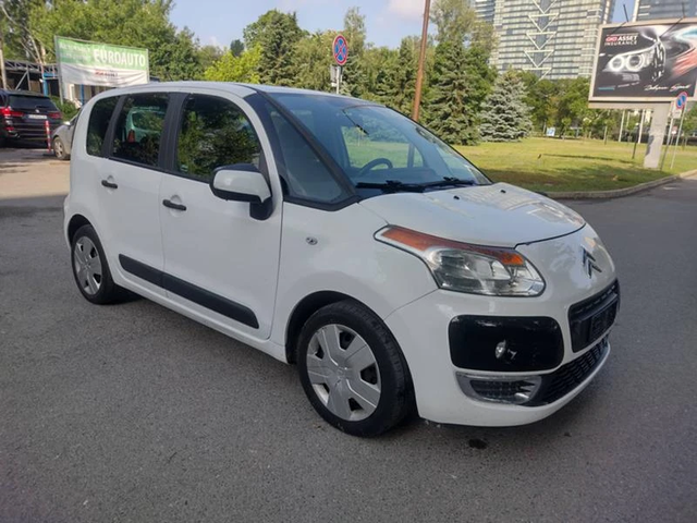Citroen C3 Picasso 1, 6i 120ps - автомобили, коли, обяви за нови и употребявани 0