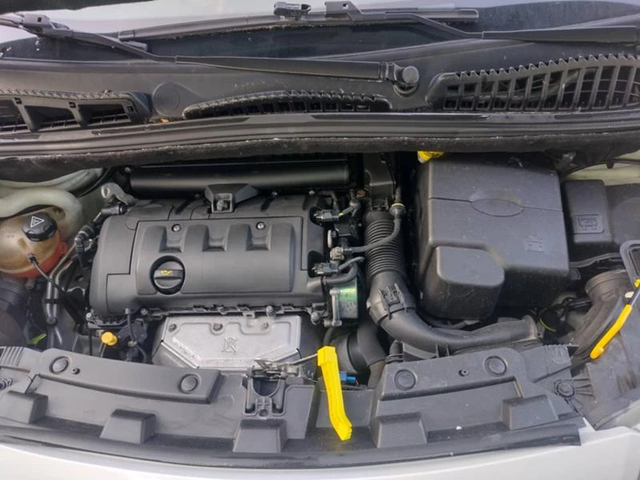 Citroen C3 Picasso 1, 6i 120ps - автомобили, коли, обяви за нови и употребявани 14