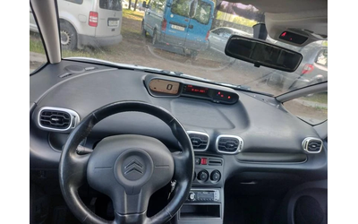 citroen-c3-picasso - 5