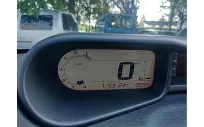 Citroen C3 Picasso 1, 6i 120ps - автомобили, коли, обяви за нови и употребявани 9