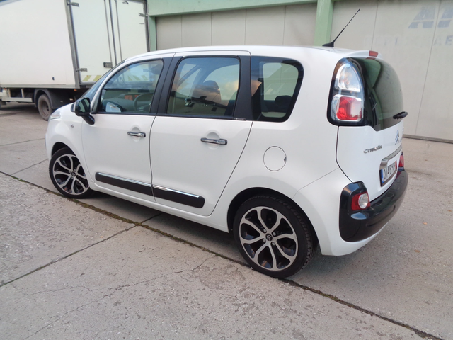 Citroen C3 Picasso 1.4i-16V-95-EXCLUSIVE-BARTER-LIZING - автомобили, коли, обяви за нови и употребявани 2