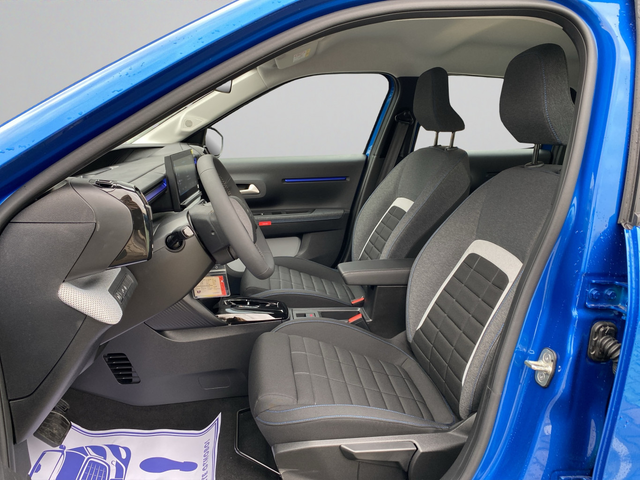 Citroen C3 PLUS HYBRID 110 Automatic E6 - автомобили, коли, обяви за нови и употребявани 9