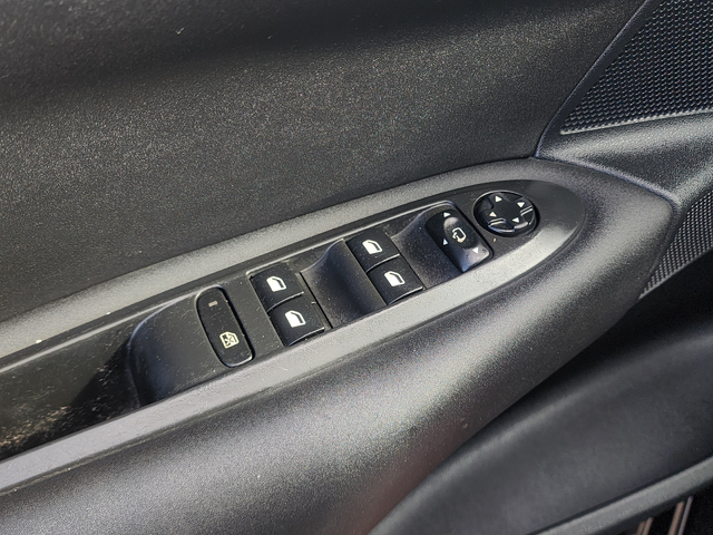 Citroen C4 1.6HDI Auto - автомобили, коли, обяви за нови и употребявани 9