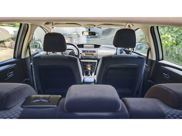 Citroen C4, 2006 г., 160000 км, 139 к.с. - автомобили, коли, обяви за нови и употребявани 7