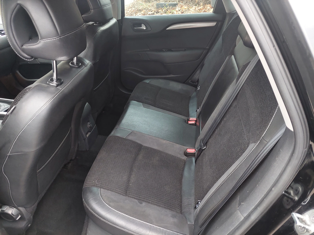 Citroen C4 1, 6HDI  NAVI - автомобили, коли, обяви за нови и употребявани 7