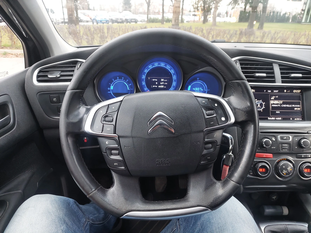 Citroen C4 1, 6HDI  NAVI - автомобили, коли, обяви за нови и употребявани 8