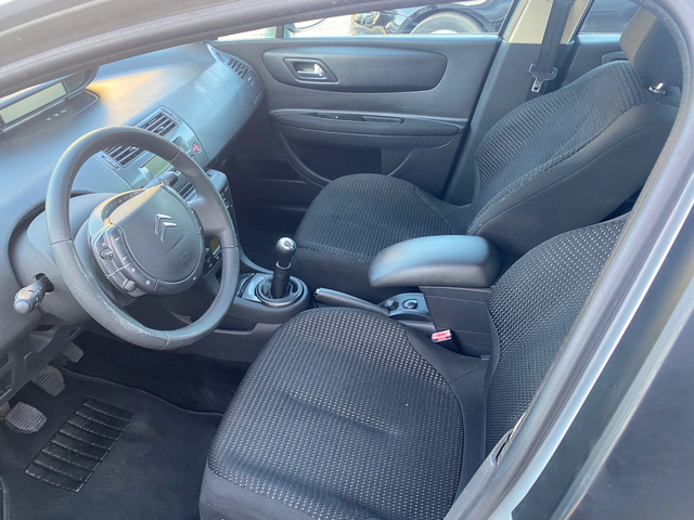 Citroen C4 1.6i 109kc. - автомобили, коли, обяви за нови и употребявани 6