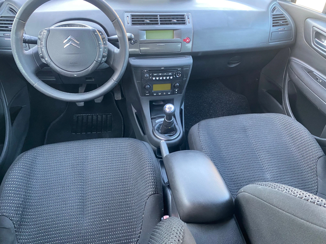 Citroen C4 1.6i 109kc. - автомобили, коли, обяви за нови и употребявани 7