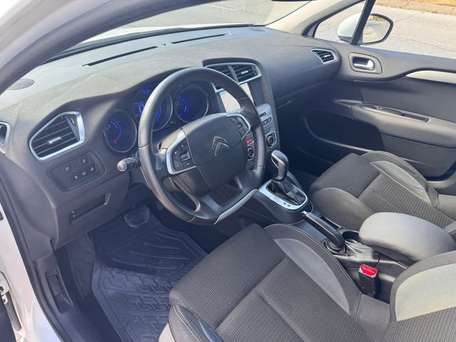 Citroen C4 1.6HDI 120кс* Автомат* NAVI* ПЕРФЕКТЕН - автомобили, коли, обяви за нови и употребявани 9