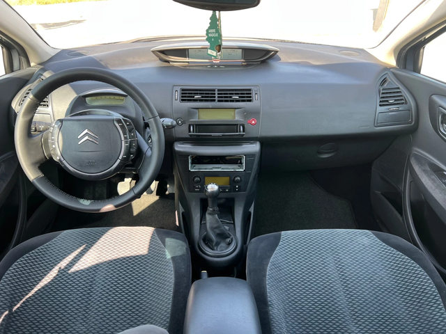 Citroen C4 1.6i - автомобили, коли, обяви за нови и употребявани 9
