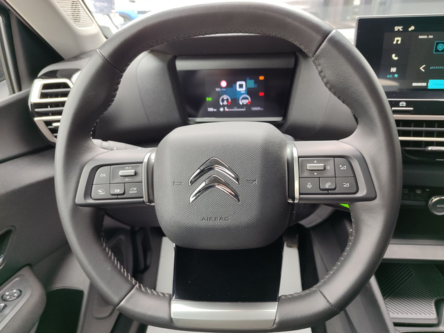 Citroen C4 4-вр. Хечбек 101к.с. Бензин - автомобили, коли, обяви за нови и употребявани 8