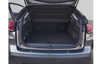 citroen-c4-c-series-puretech-130-s-s-eat8-e6-4 - 1