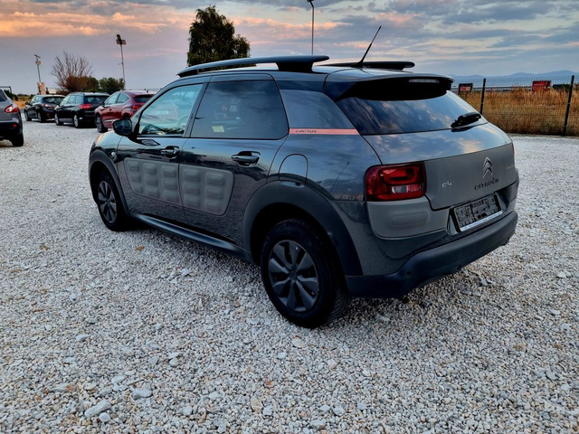 Citroen C4 Cactus 1.2 i 82ks.Navi Evro 6 - автомобили, коли, обяви за нови и употребявани 7