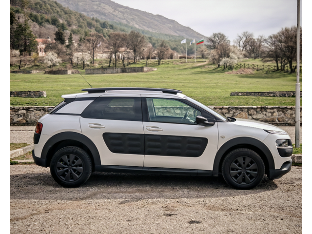 Citroen C4 Cactus 1.6HDI* КАМЕРА* НАВИ* ПАНОРАМА* КОЖА - автомобили, коли, обяви за нови и употребявани 3