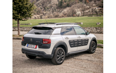 Citroen C4 Cactus 1.6HDI* КАМЕРА* НАВИ* ПАНОРАМА* КОЖА - автомобили, коли, обяви за нови и употребявани 7