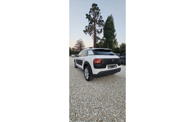 Citroen C4 Cactus 1.2, 82к.с. - автомобили, коли, обяви за нови и употребявани 6