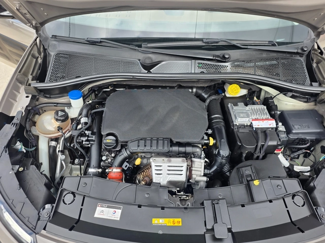 Citroen C4 Cactus 1.2I-110к.с EURO 6B-НАВИГАЦИЯ-ШВЕЙЦАРИЯ - автомобили, коли, обяви за нови и употребявани 11