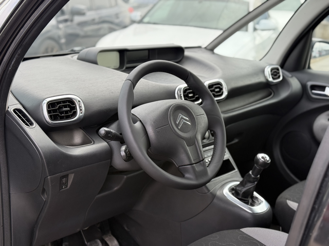 Citroen C4 Picasso 1.6бензин* 2011г* Ръчка* 172.000КМ* - автомобили, коли, обяви за нови и употребявани 6