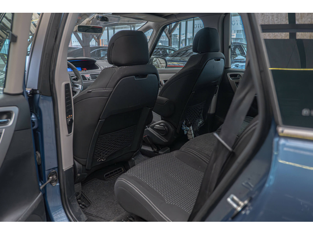 Citroen C4 Picasso 1.6i/LPG/2x-Climatronik/10.100 Разход/Парктроник - автомобили, коли, обяви за нови и употребявани 12