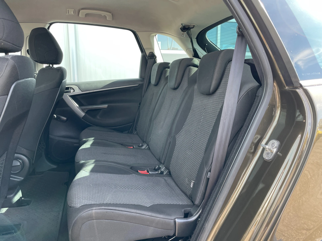 Citroen C4 Picasso 1.6 - автомобили, коли, обяви за нови и употребявани 11