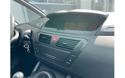 Citroen C4 Picasso 1.6 - автомобили, коли, обяви за нови и употребявани 15