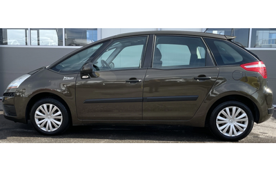 citroen-c4-picasso - 1