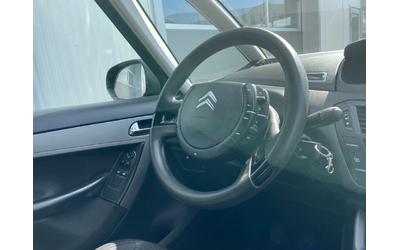 Citroen C4 Picasso 1.6 - автомобили, коли, обяви за нови и употребявани 8