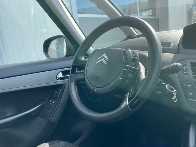 Citroen C4 Picasso 1.6 - автомобили, коли, обяви за нови и употребявани 8