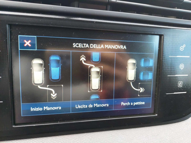 Citroen C4 Picasso 2, 0d 150ps AUTOMATIC - автомобили, коли, обяви за нови и употребявани 11