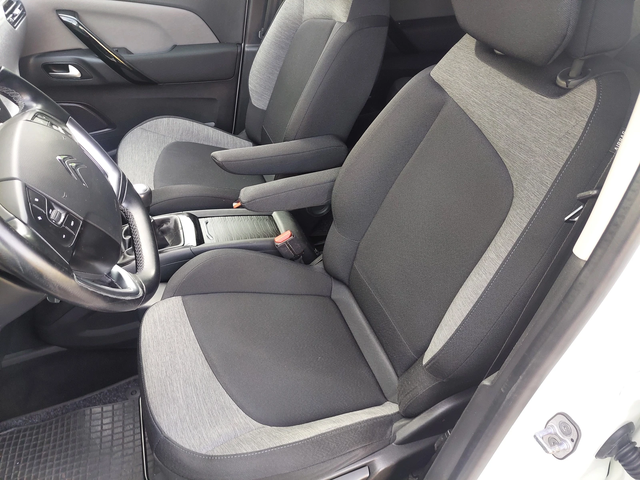 Citroen C4 Picasso 1, 6d 120ps 7 места - автомобили, коли, обяви за нови и употребявани 6