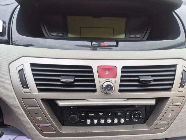 Citroen C4 Picasso 2.0i GAS, 140k.s. - автомобили, коли, обяви за нови и употребявани 13