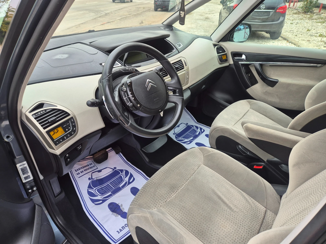 Citroen C4 Picasso 2.0i GAS, 140k.s. - автомобили, коли, обяви за нови и употребявани 8