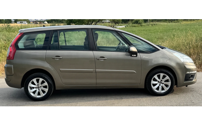 Citroen C4 Picasso 1.6HDI/110кс - автомобили, коли, обяви за нови и употребявани 7