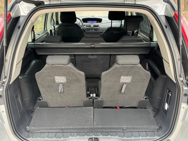 Citroen C4 Picasso 1.6HDI АВТОМАТ - автомобили, коли, обяви за нови и употребявани 10