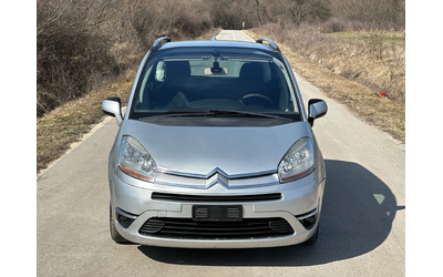 citroen-c4-picasso - 1