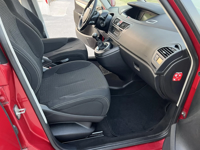 Citroen C4 Picasso 1.6HDI 109кс EURO 4 АВТОПИЛОТ КЛИМАТРОНИК - автомобили, коли, обяви за нови и употребявани 10