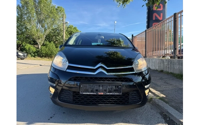 citroen-c4-picasso - 1