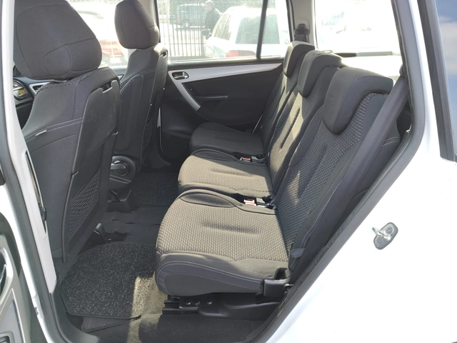 Citroen C4 Picasso 1.6 HDI - автомобили, коли, обяви за нови и употребявани 9