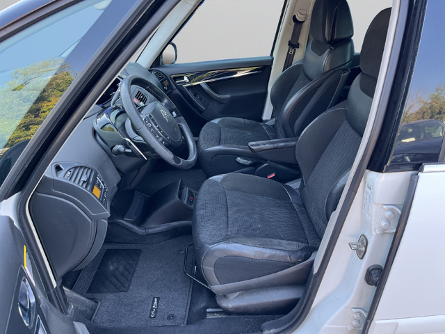 Citroen C4  Picasso FAMILY - автомобили, коли, обяви за нови и употребявани 8