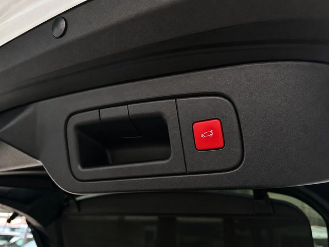 Citroen C5X PLUG IN/KEYLES/ПАНОРАМА/ПОДГРЕВ/HEAD UP/360KAMERA/ - автомобили, коли, обяви за нови и употребявани 8