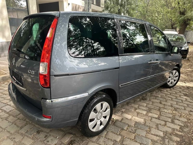 Citroen C8 2, 0 - автомобили, коли, обяви за нови и употребявани 5