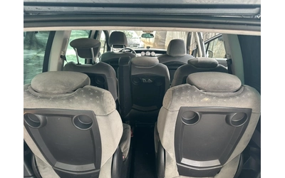 Citroen C8 2, 0 - автомобили, коли, обяви за нови и употребявани 9