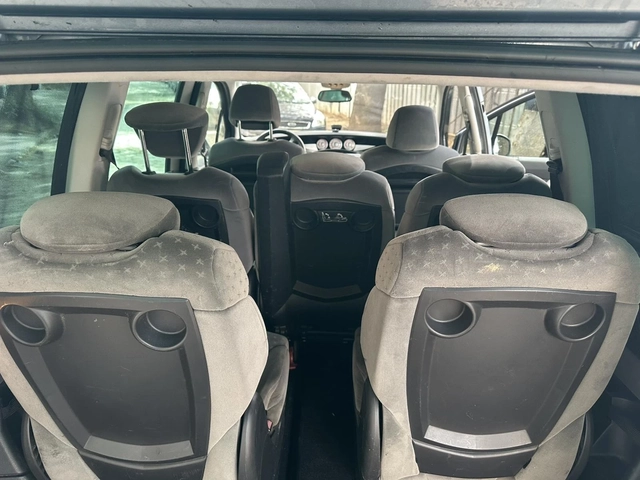 Citroen C8 2, 0 - автомобили, коли, обяви за нови и употребявани 9
