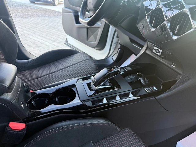 Citroen DS 3 Crossback 1.5 hdi PERFORMANCE LINE Собствен лизинг !!! - автомобили, коли, обяви за нови и употребявани 11