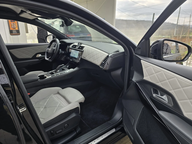 Citroen DS 7 Crossback Plugin Hybrid - 300к.с. - 4Х4 - 75000КМ! - автомобили, коли, обяви за нови и употребявани 10