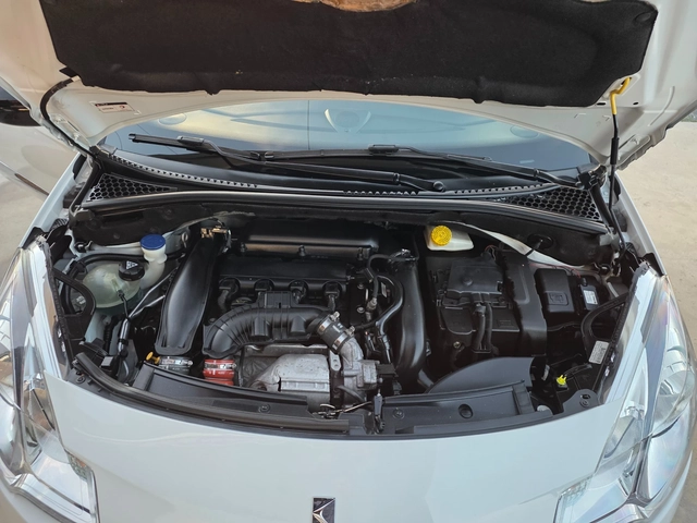Citroen DS3 1.6T-156к.с EURO 5a-НАВИГАЦИЯ-ШВЕЙЦАРИЯ - автомобили, коли, обяви за нови и употребявани 16