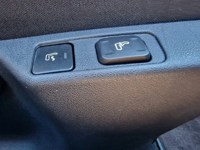 Citroen DS4 1.6 BENZ - автомобили, коли, обяви за нови и употребявани 15
